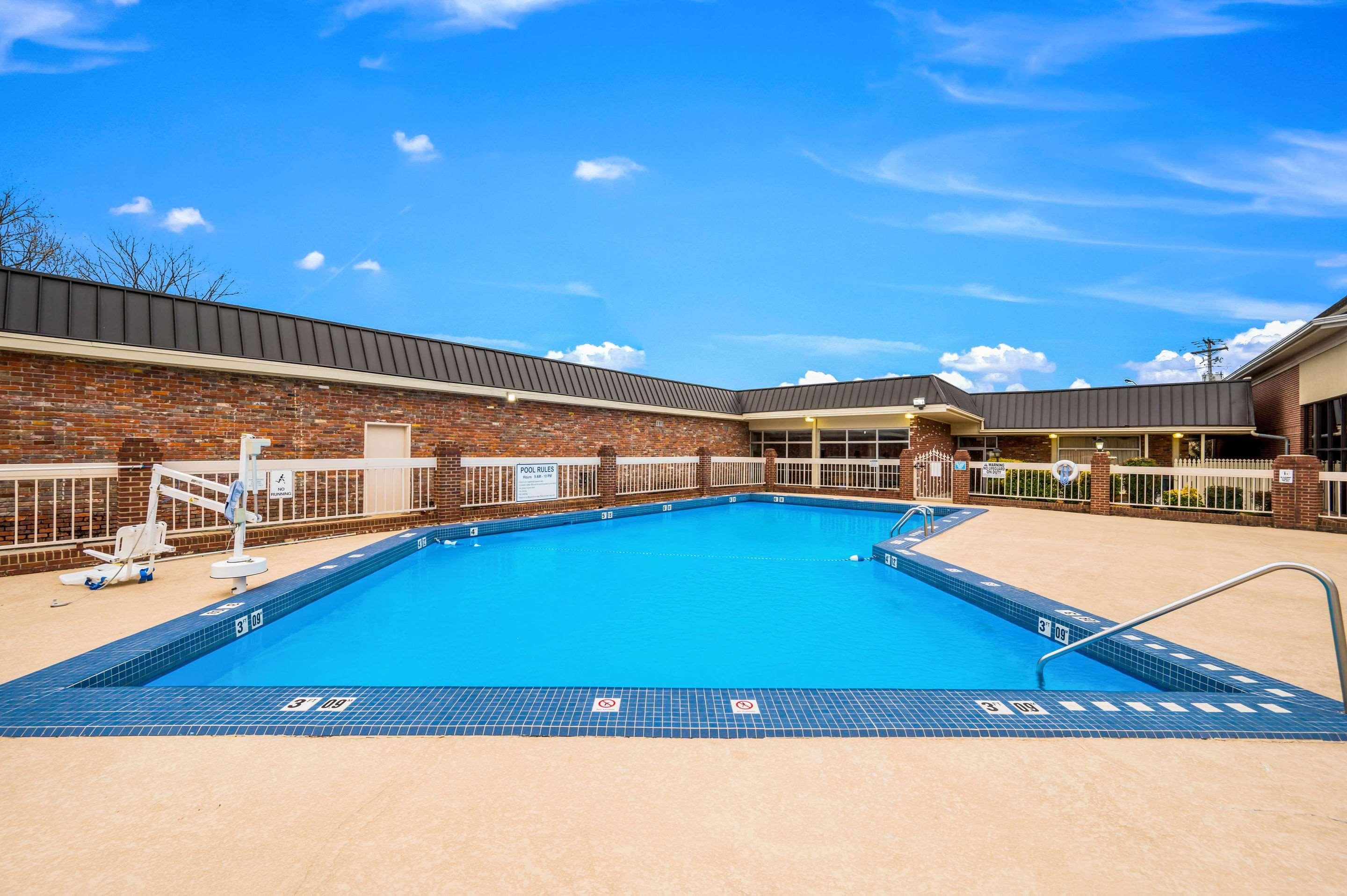 Econo Lodge Corinth מראה חיצוני תמונה