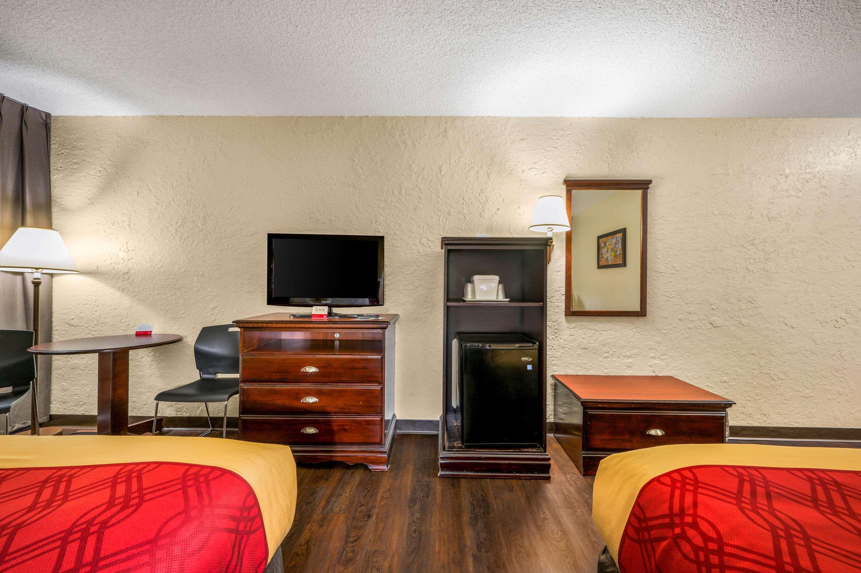 Econo Lodge Corinth מראה חיצוני תמונה
