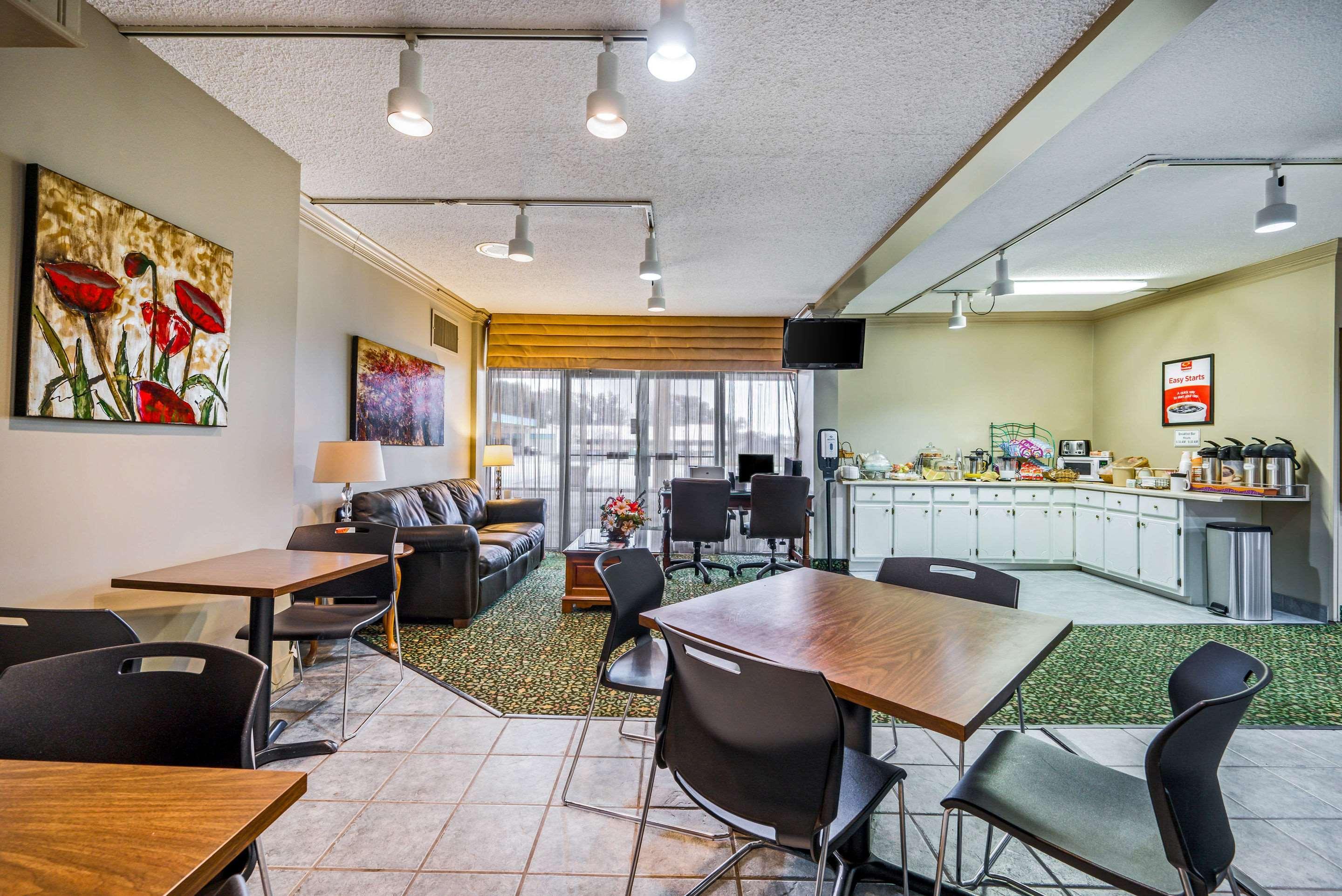 Econo Lodge Corinth מראה חיצוני תמונה