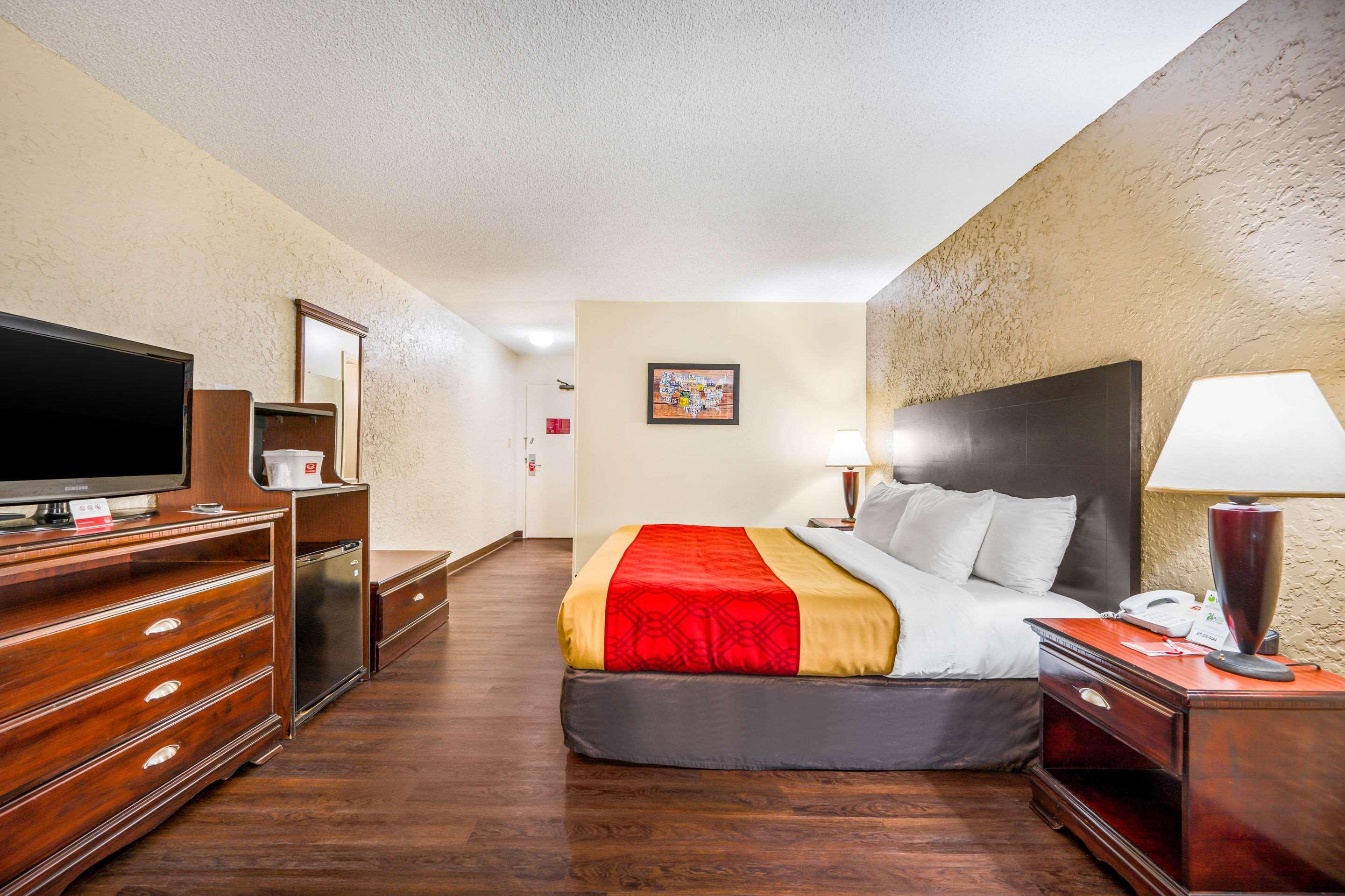 Econo Lodge Corinth מראה חיצוני תמונה