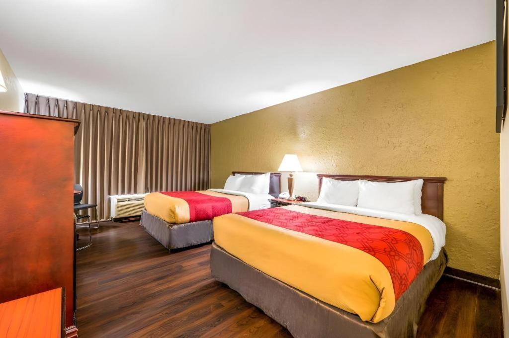 Econo Lodge Corinth מראה חיצוני תמונה